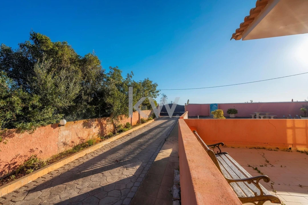 Moradia T4 para Venda em Silves Foto 24