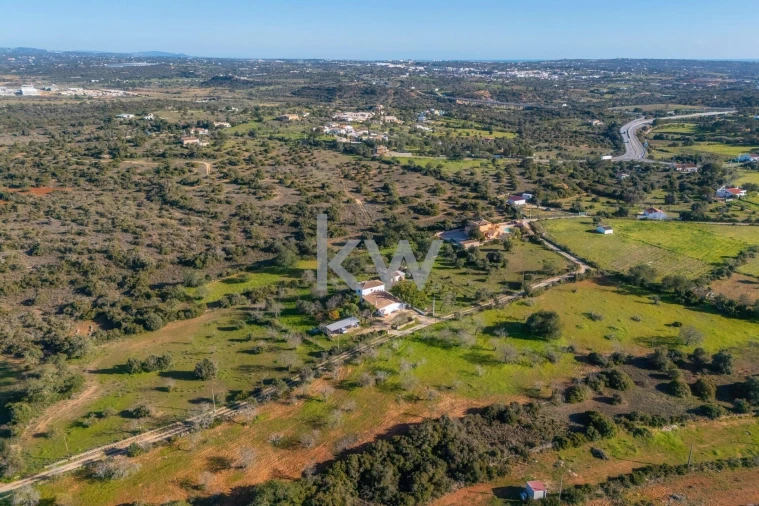 Moradia T4 para Venda em Silves Foto 2