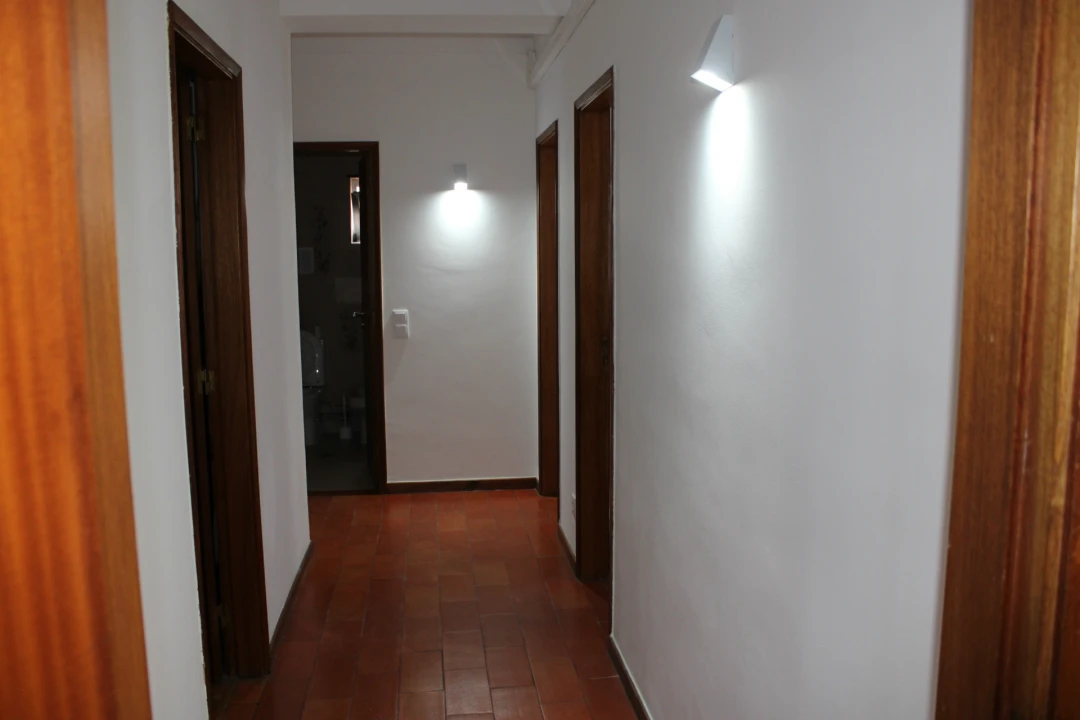Quarto para Arrendamento em Santo Antonio dos Olivais Foto 13