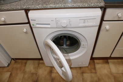 Quarto para Arrendamento em Santo Antonio dos Olivais