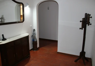 Quarto para Arrendamento em Santo Antonio dos Olivais