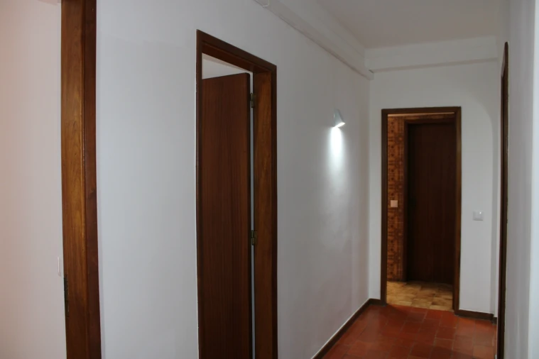 Quarto para Arrendamento em Santo Antonio dos Olivais Foto 17