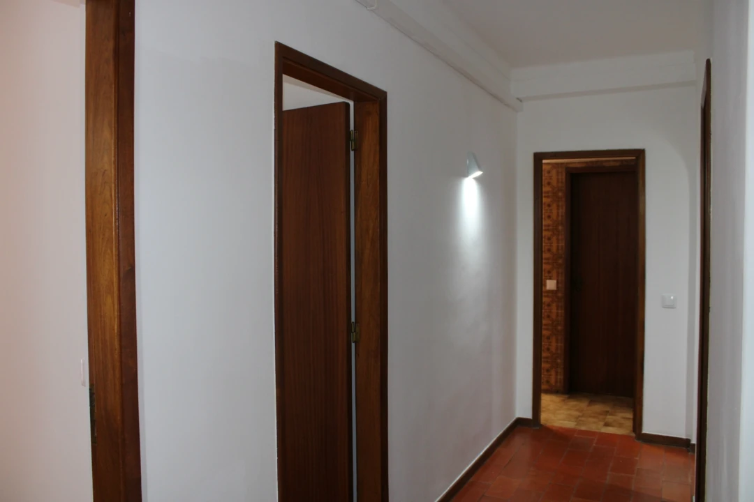 Quarto para Arrendamento em Santo Antonio dos Olivais Foto 17