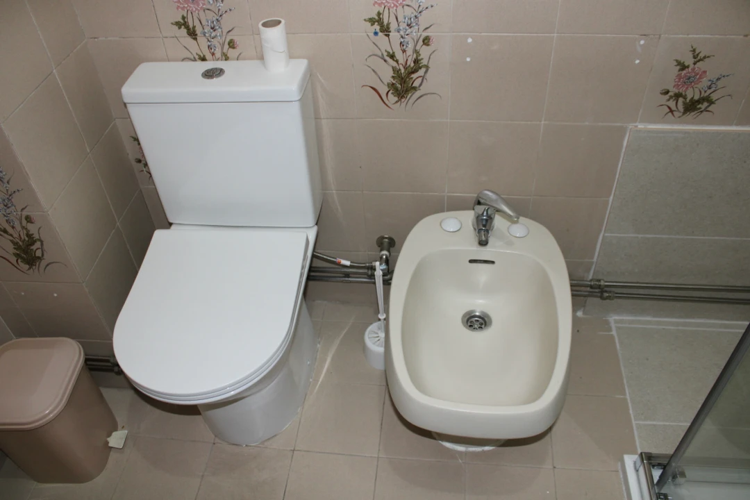 Quarto para Arrendamento em Santo Antonio dos Olivais Foto 15