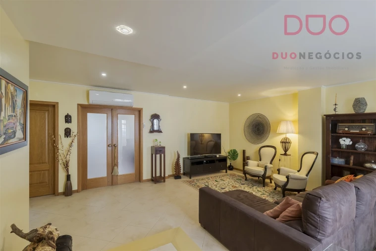 Moradia T4 para Venda em Montijo e Afonsoeiro Foto 2