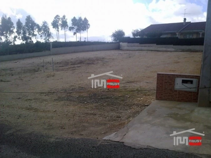 Terreno Misto para Arrendamento em São Mamede Foto 4