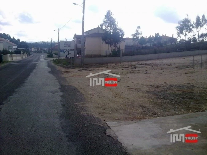 Terreno Misto para Arrendamento em São Mamede Foto 5