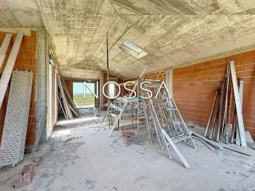 Moradia T4 para Venda em São João das Lampas e Terrugem