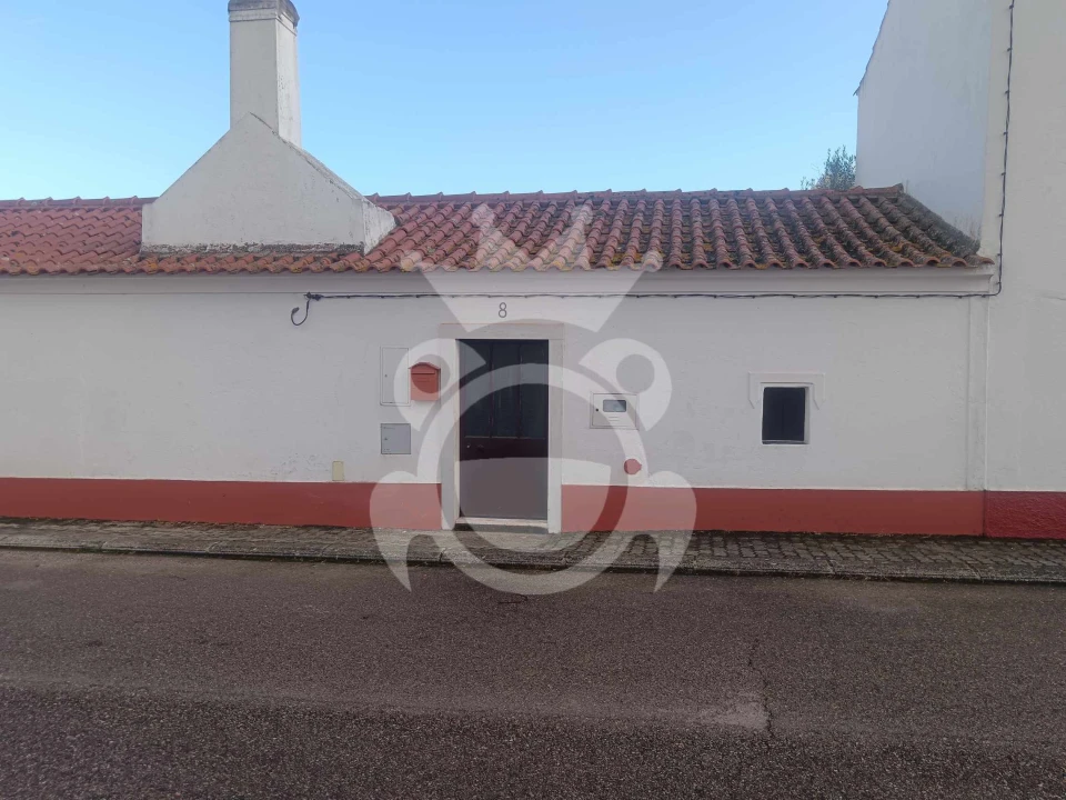 Moradia T2 para Venda em Capelins (Santo Antonio) Foto 2