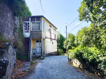 Moradia T2 para Venda em Nossa Senhora da Conceição, São Pedro e São Dinis