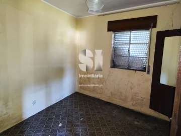 Moradia T2 para Venda em Nossa Senhora da Conceição, São Pedro e São Dinis