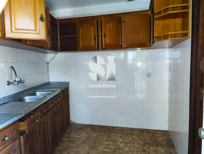Moradia T2 para Venda em Nossa Senhora da Conceição, São Pedro e São Dinis Foto 4