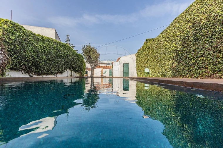 Moradia T6 para Arrendamento em Colares Foto 27