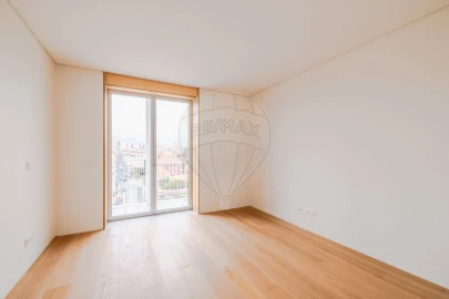 Apartamento T5 para Venda em Avenidas Novas