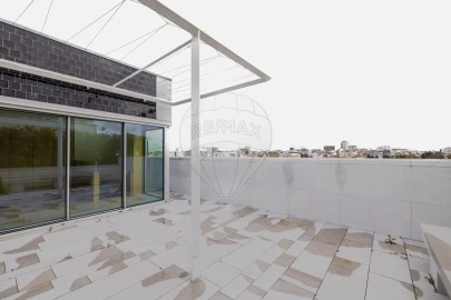 Apartamento T5 para Venda em Avenidas Novas