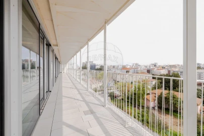 Apartamento T5 para Venda em Avenidas Novas