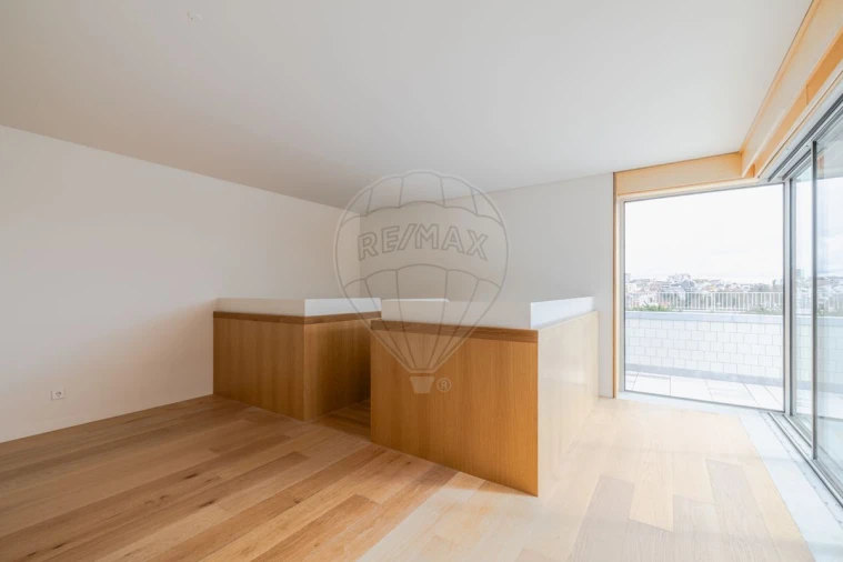 Apartamento T5 para Venda em Avenidas Novas Foto 44