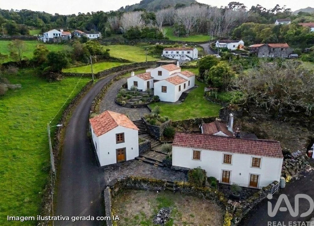 Moradia T2 para Venda em Piedade Foto 1