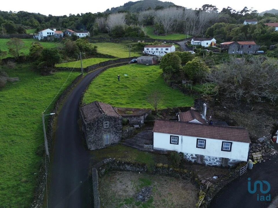 Moradia T2 para Venda em Piedade Foto 3