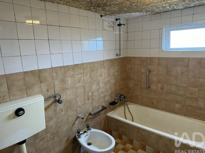 Moradia T2 para Venda em Piedade Foto 28