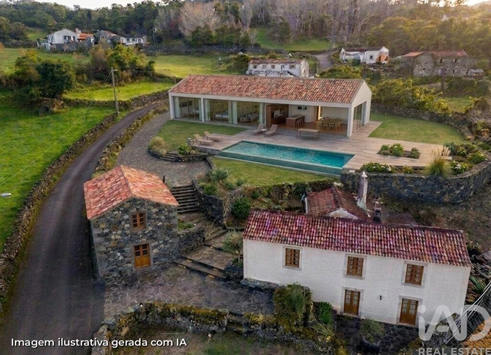 Moradia T2 para Venda em Piedade Foto 4