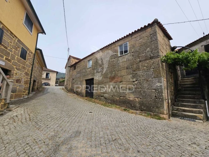 Moradia T3 para Venda em Adoufe e Vilarinho de Samardã Foto 9