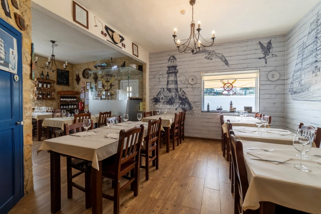 Negócio para Venda em Alcanhões Foto 1