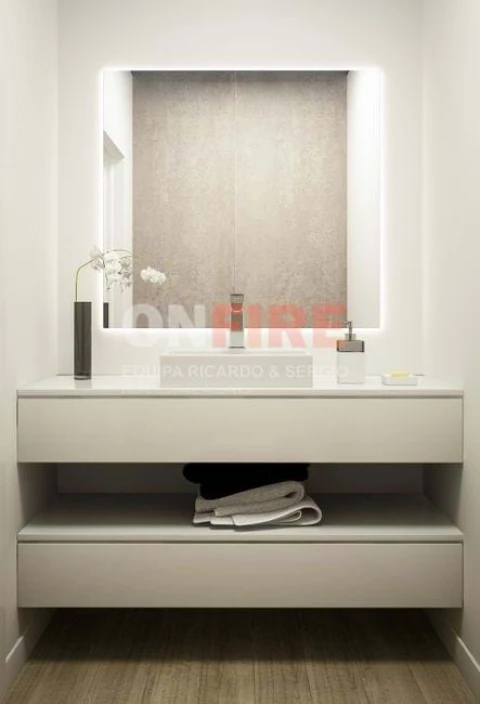 Apartamento T5 para Venda em Funchal (São Pedro)