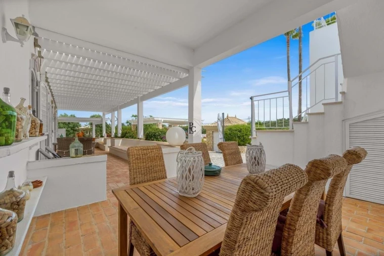 Moradia T7 para Venda em Santa Barbara de Nexe Foto 38