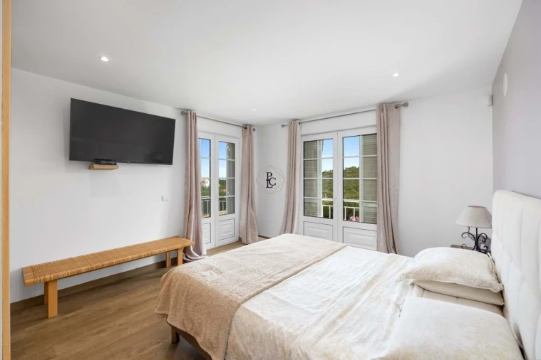 Moradia T7 para Venda em Santa Barbara de Nexe Foto 24