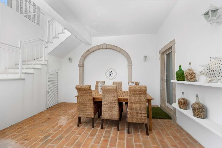 Moradia T7 para Venda em Santa Barbara de Nexe Foto 37