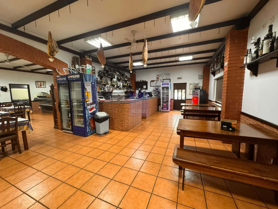 Negócio para Venda em Monchique Foto 1