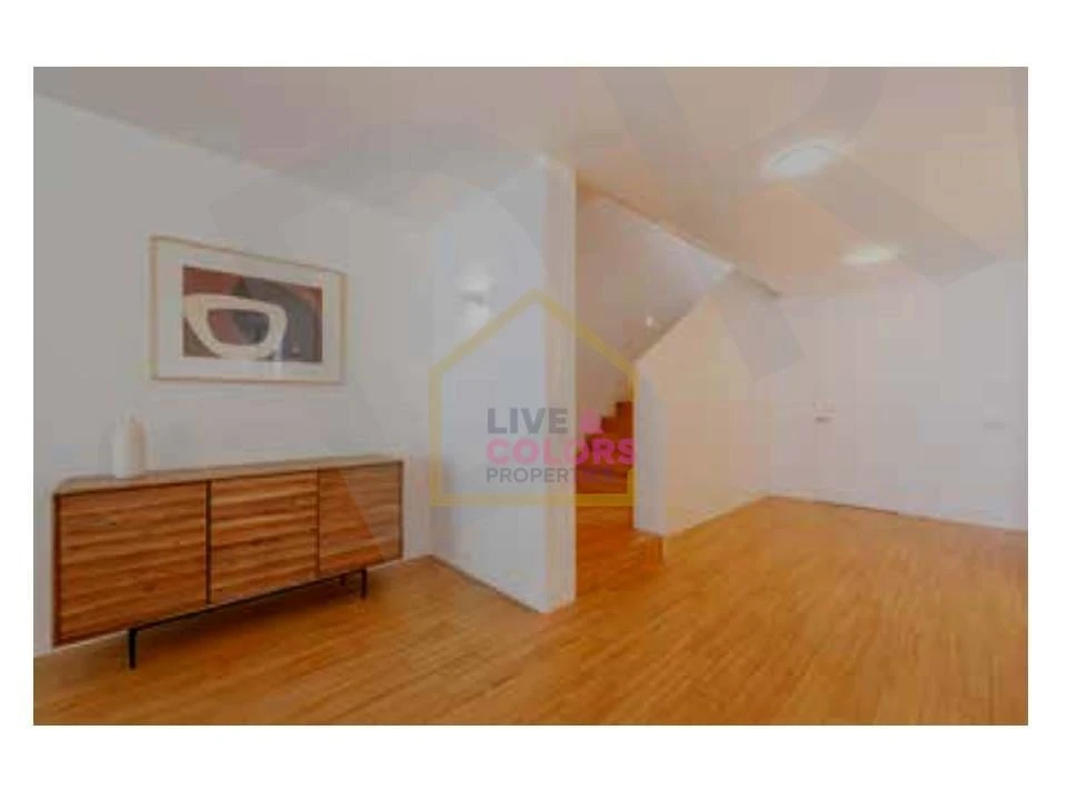 Moradia T3 para Venda em São Martinho Foto 7