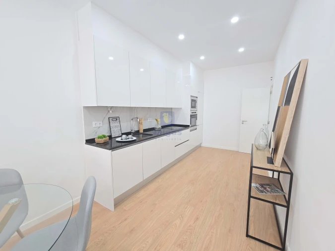 Apartamento T3 para Venda em São Vicente Foto 7