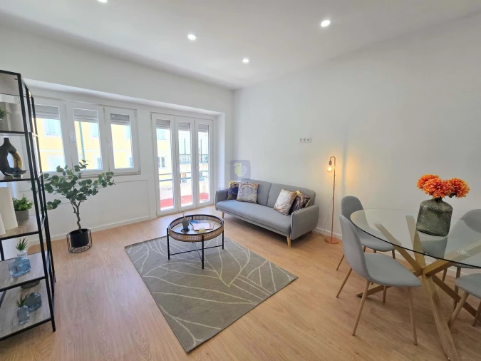 Apartamento T3 para Venda em São Vicente Foto 1