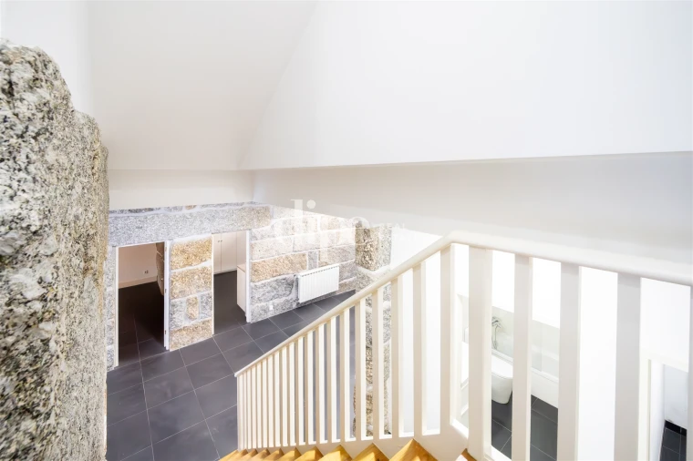 Moradia T4 para Venda em Oliveira, São Paio e São Sebastião Foto 26