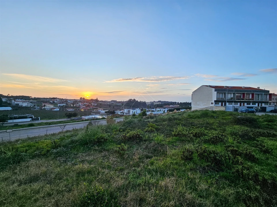 Terreno para Venda em São João de Ver Foto 1