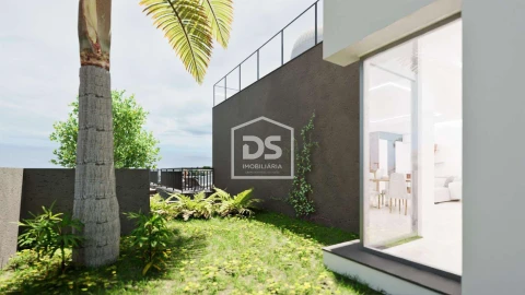 Moradia T3 para Venda em São Martinho
