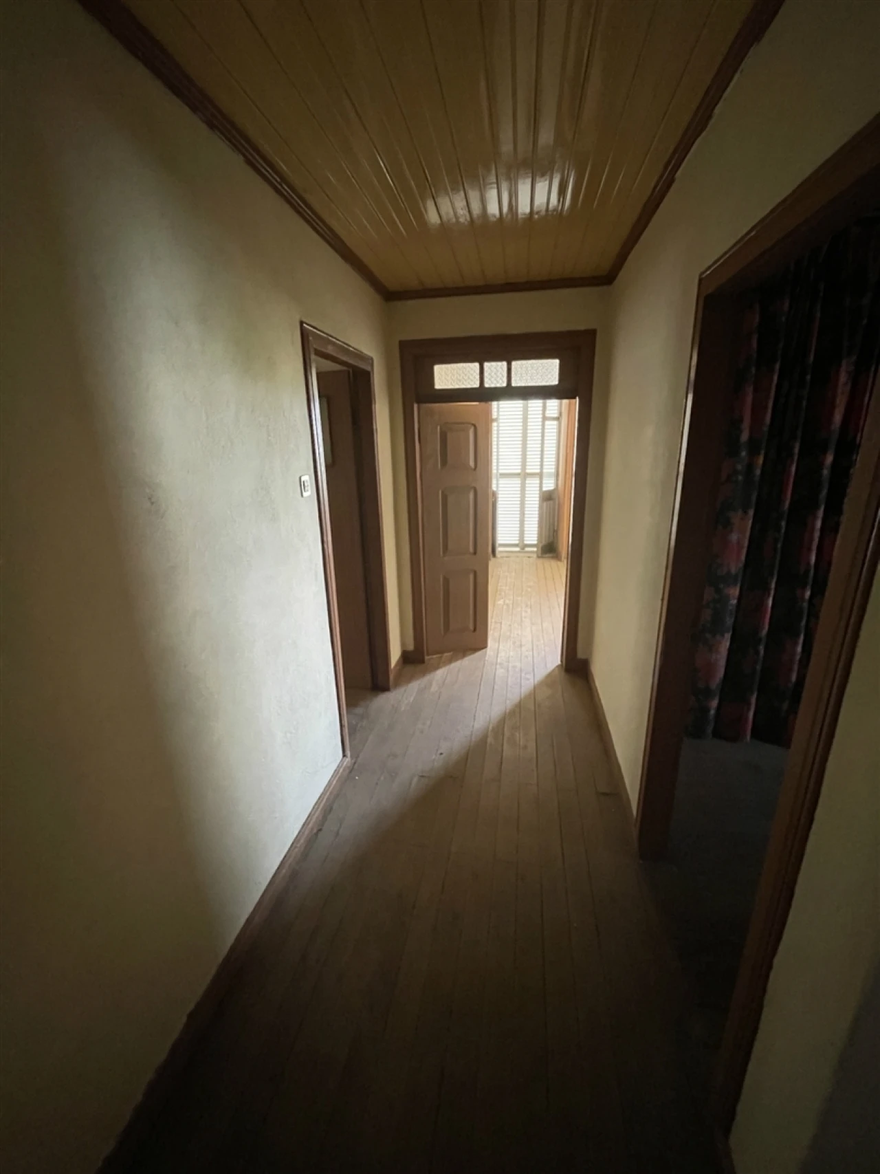 Moradia T6 para Venda em Urros Foto 30