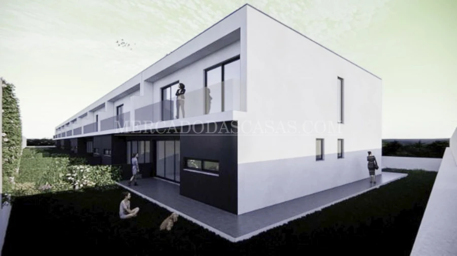 Moradia T3 para Venda em Santa Maria da Feira, Travanca, Sanfins e Espargo Foto 1