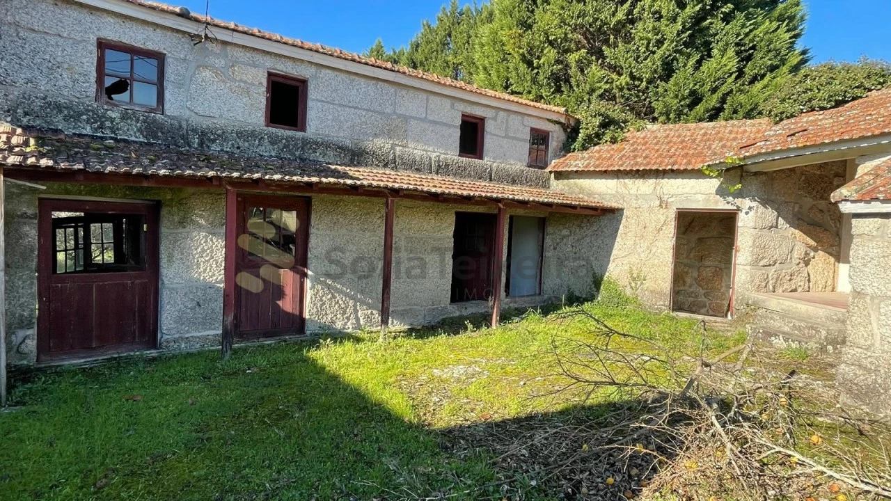 Quinta T6 para Venda em Vila Caiz Foto 2