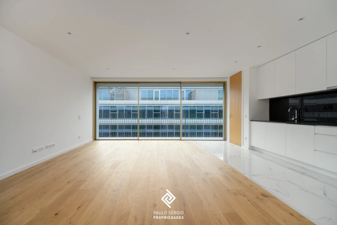 Apartamento T2 para Venda em Canidelo Foto 2