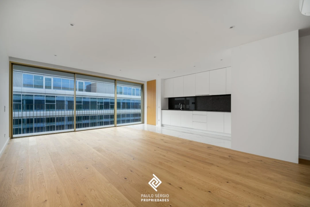Apartamento T2 para Venda em Canidelo Foto 3