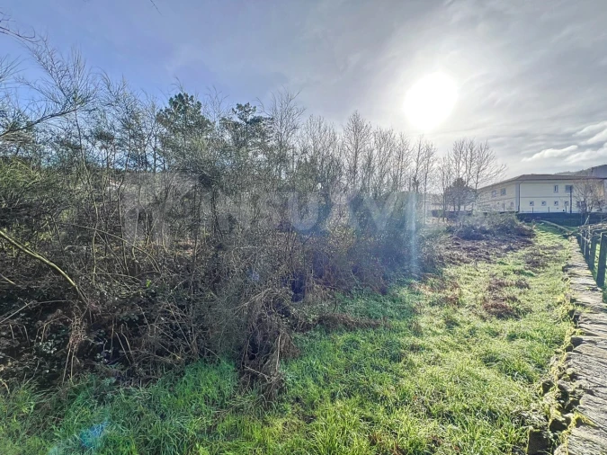 Terreno para Venda em Covas Foto 11