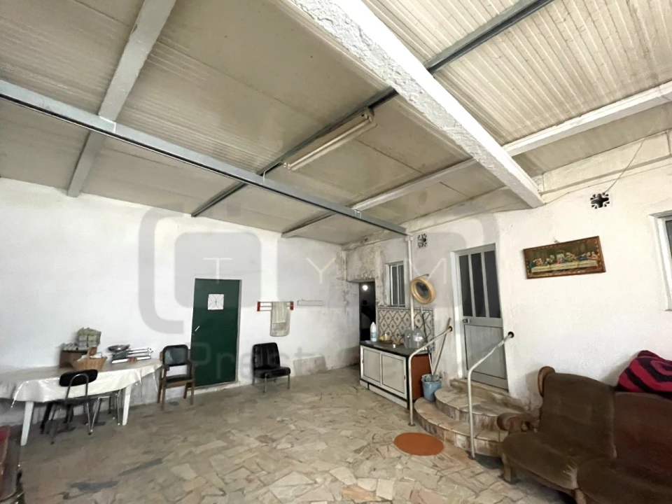 Moradia T4 para Venda em Casais e Alviobeira Foto 21