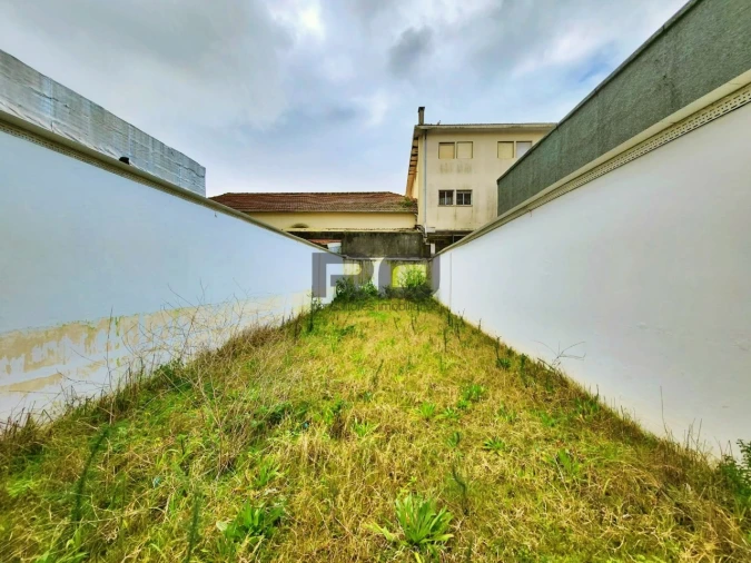 Loja para Venda em Lordelo do Ouro e Massarelos Foto 10