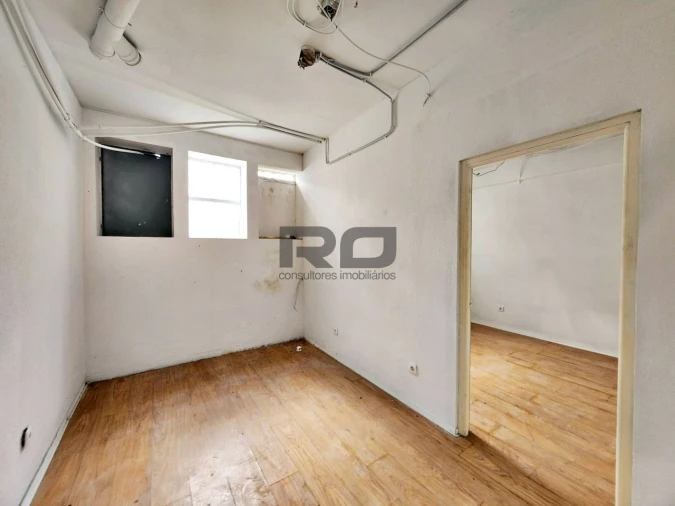 Loja para Venda em Lordelo do Ouro e Massarelos Foto 16