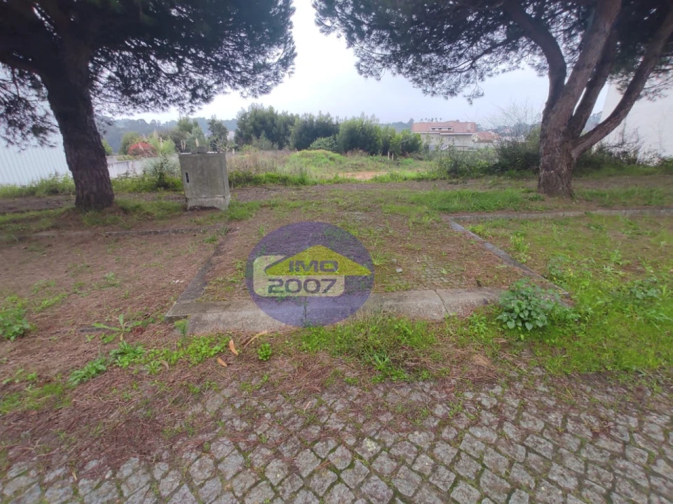 Terreno para Venda em Anta e Guetim Foto 10