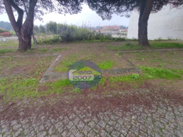 Terreno para Venda em Anta e Guetim