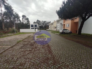 Terreno para Venda em Anta e Guetim